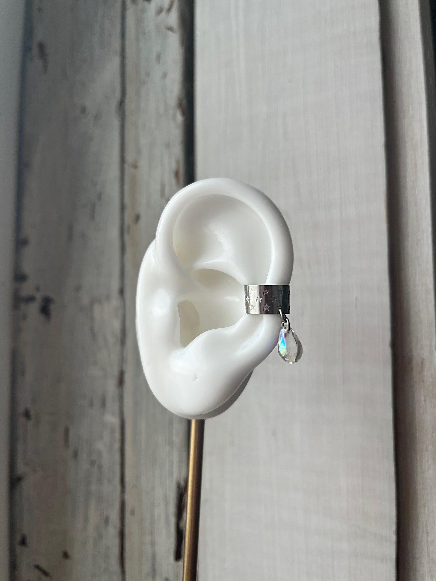 Dew drop cuff