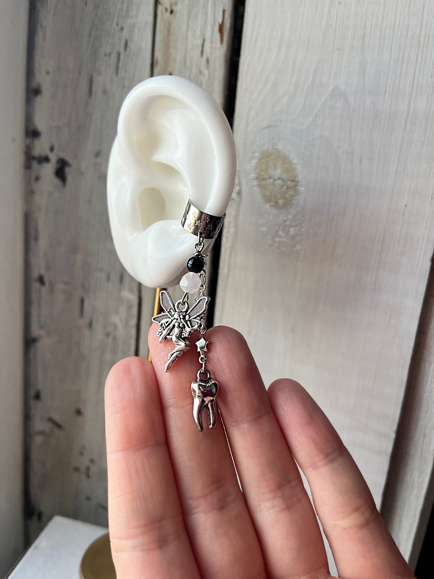 Tooth fairy cuff