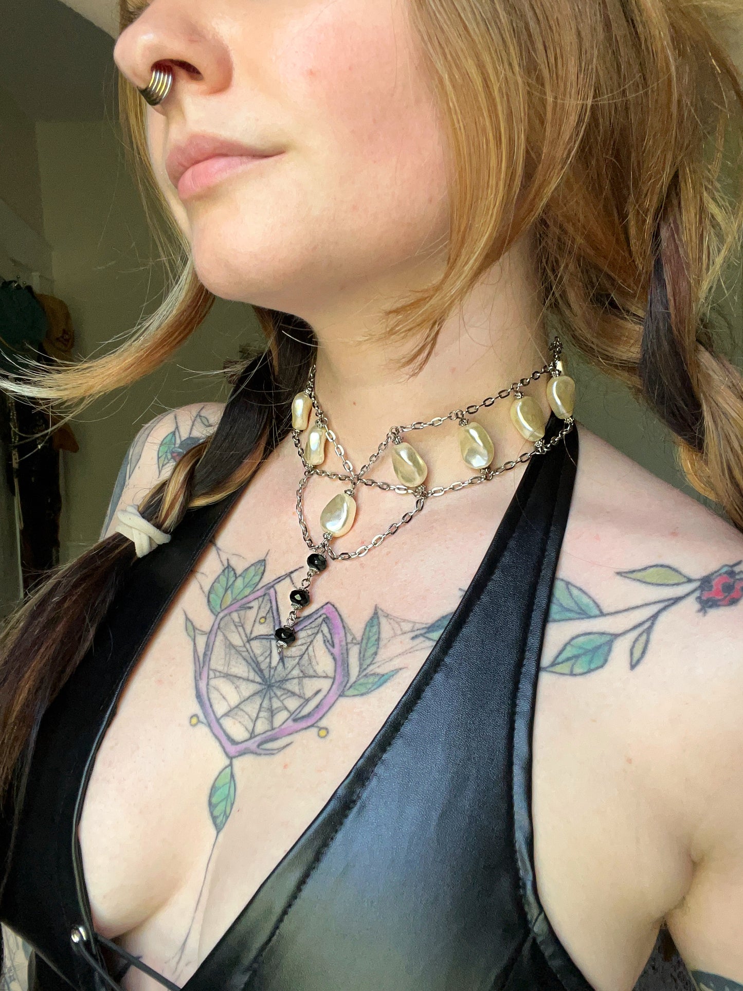 Pearl choker