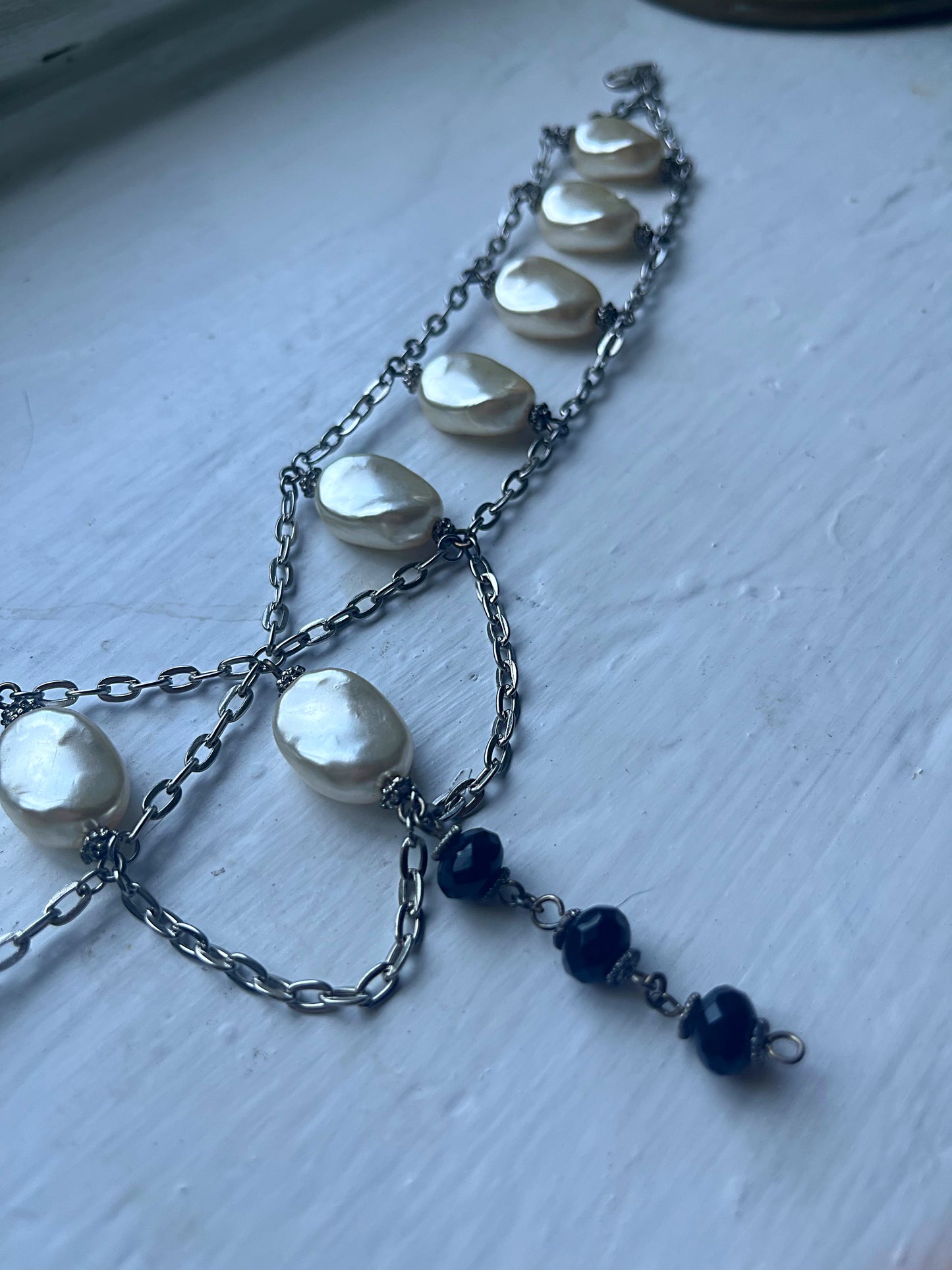 Pearl choker