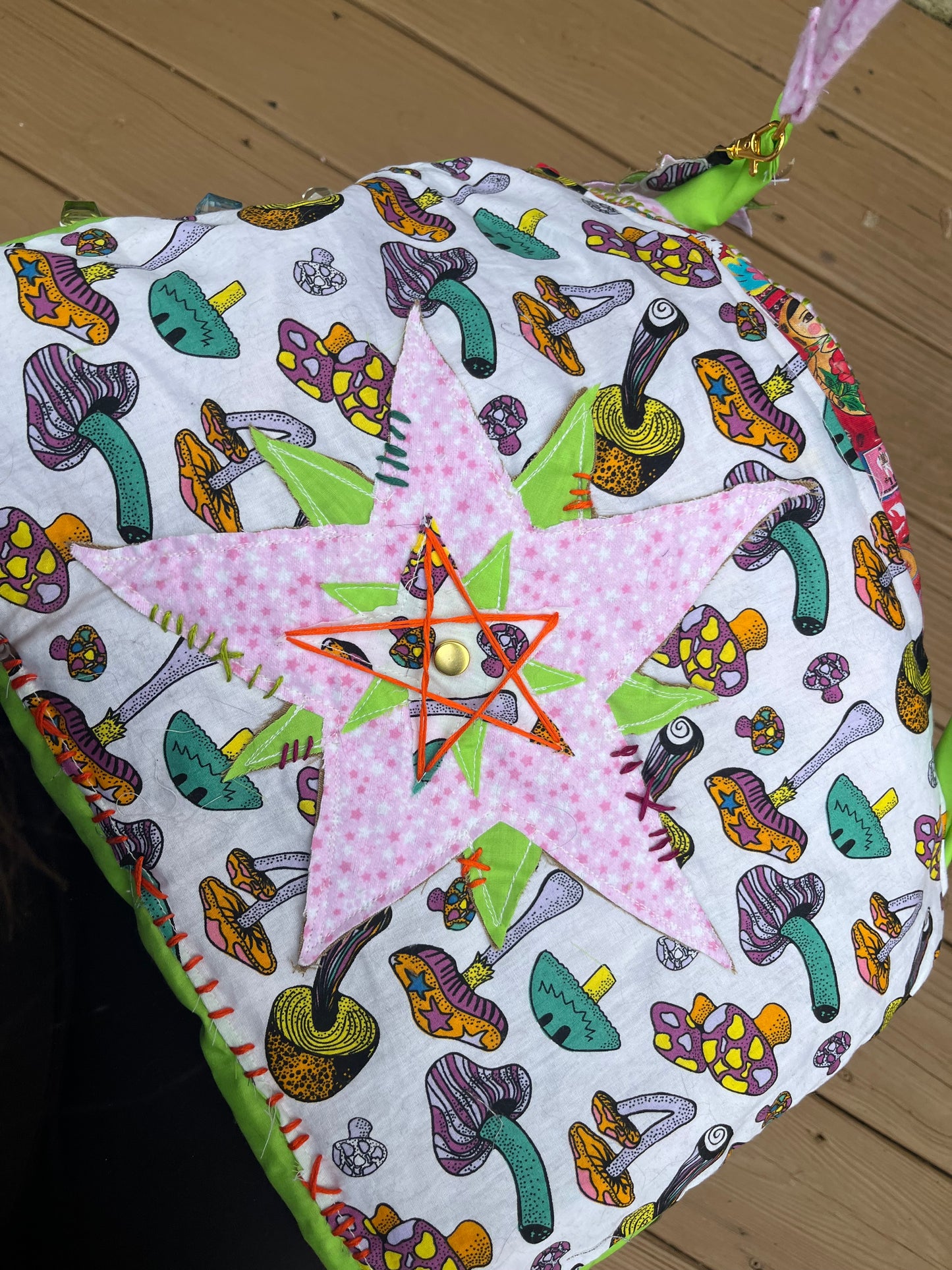 Mushroom junk bag