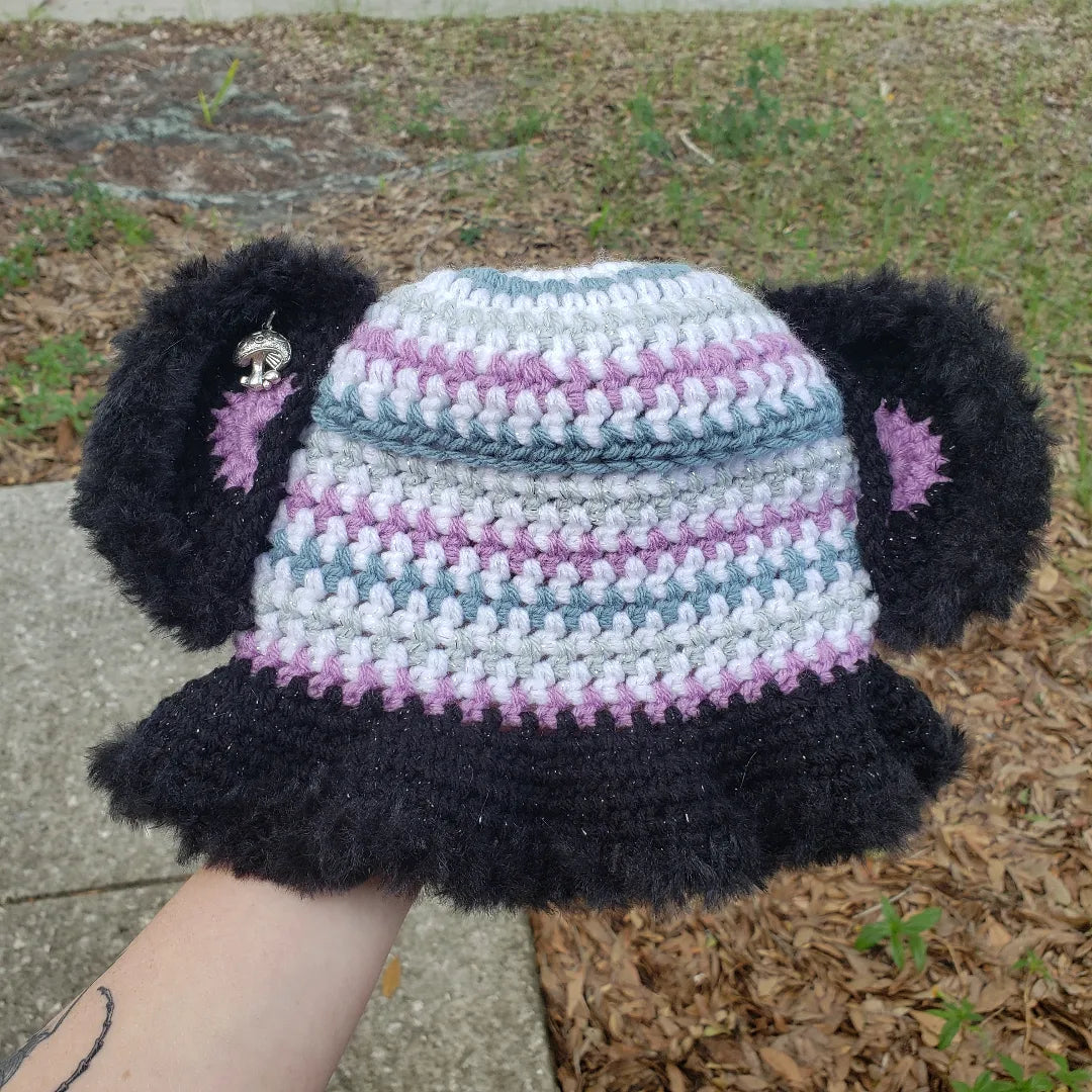 Custom ear hat